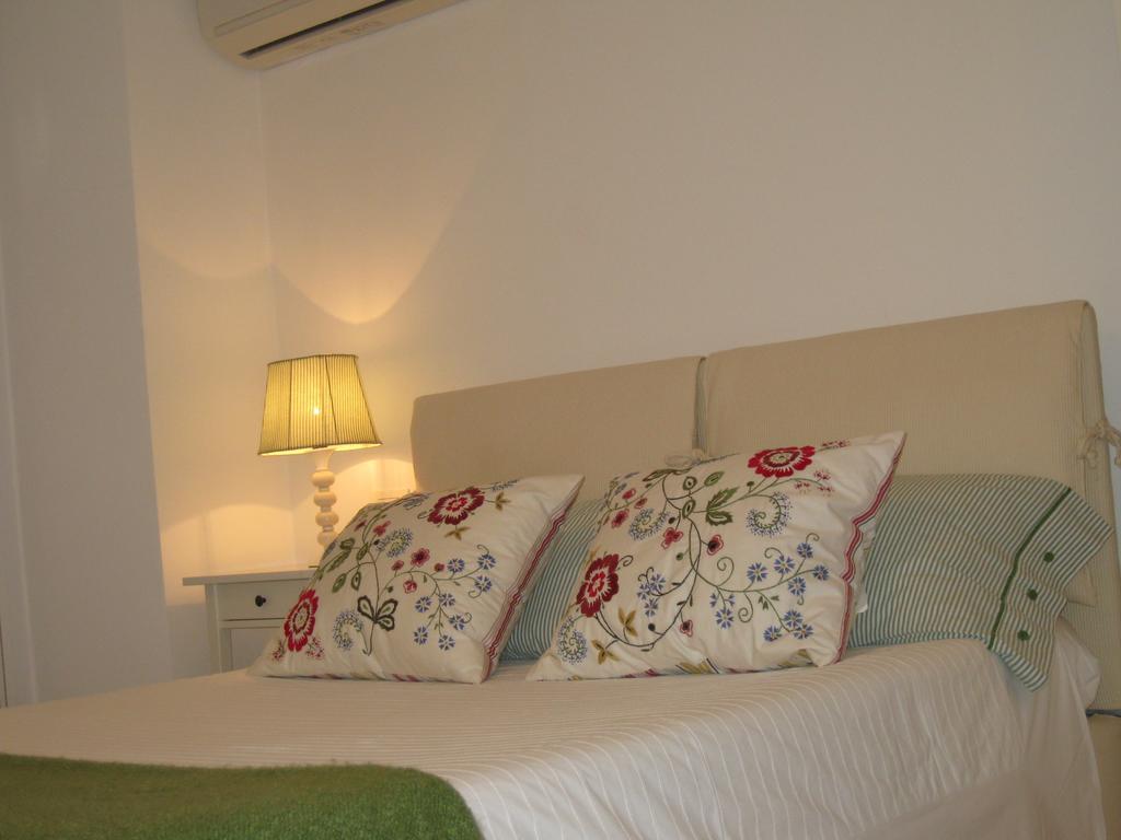 Appartamento In Villa Пезаро Номер фото