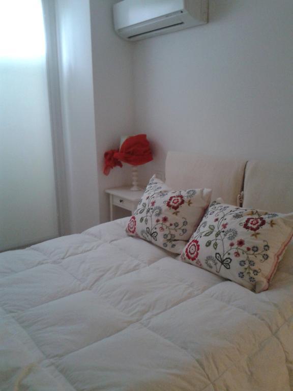 Appartamento In Villa Пезаро Номер фото